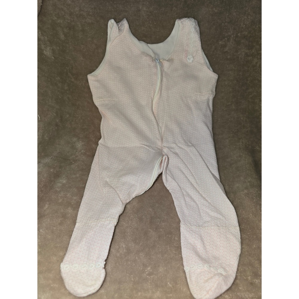 Vintage Baby Girls Pink Pointelle Sleeveless Footed Sleeper Pajamas Lace Trim